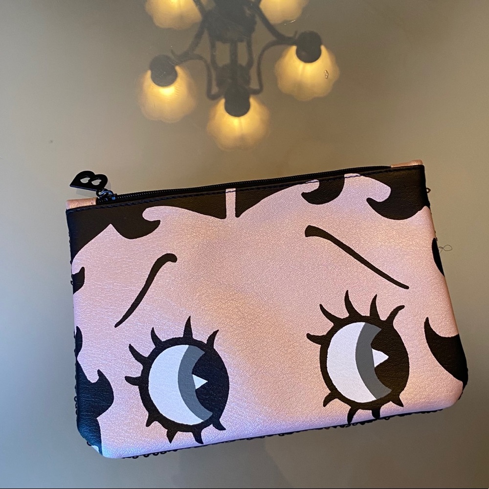 New 💕Ipsy Betty Boop bag